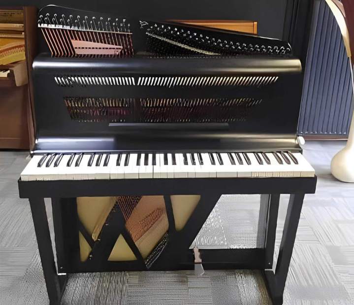 Location de piano, Redon